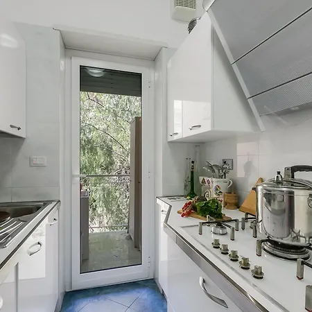 Apartament Owl House - Happy San Remo