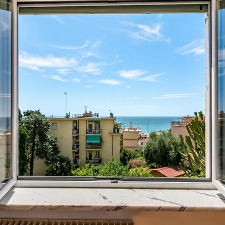 Owl House, Sea-view Terrace In - Happy Appartement
