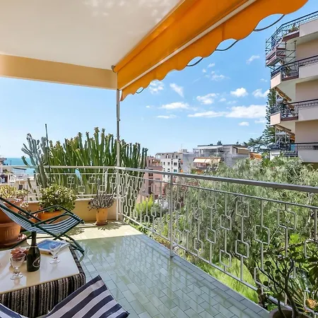 Owl House, Sea-view Terrace In - Happy *