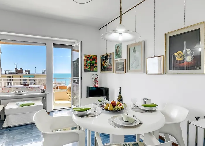 Owl House - Happy 아파트 *