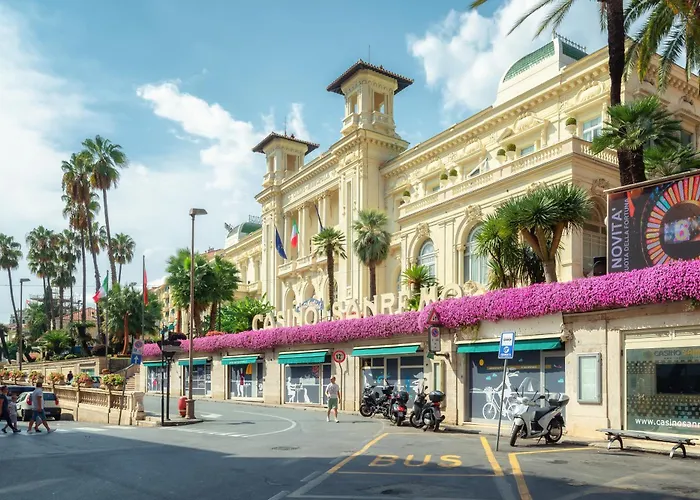 Owl House - Happy * 산레모